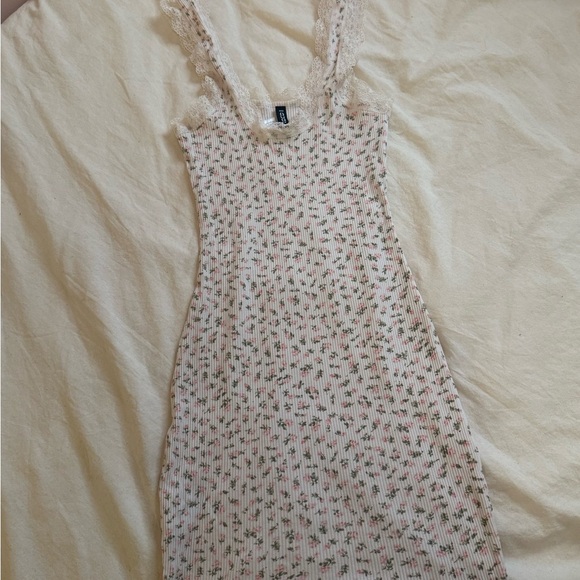 Floral Lace Mini Dress - Picture 1 of 2